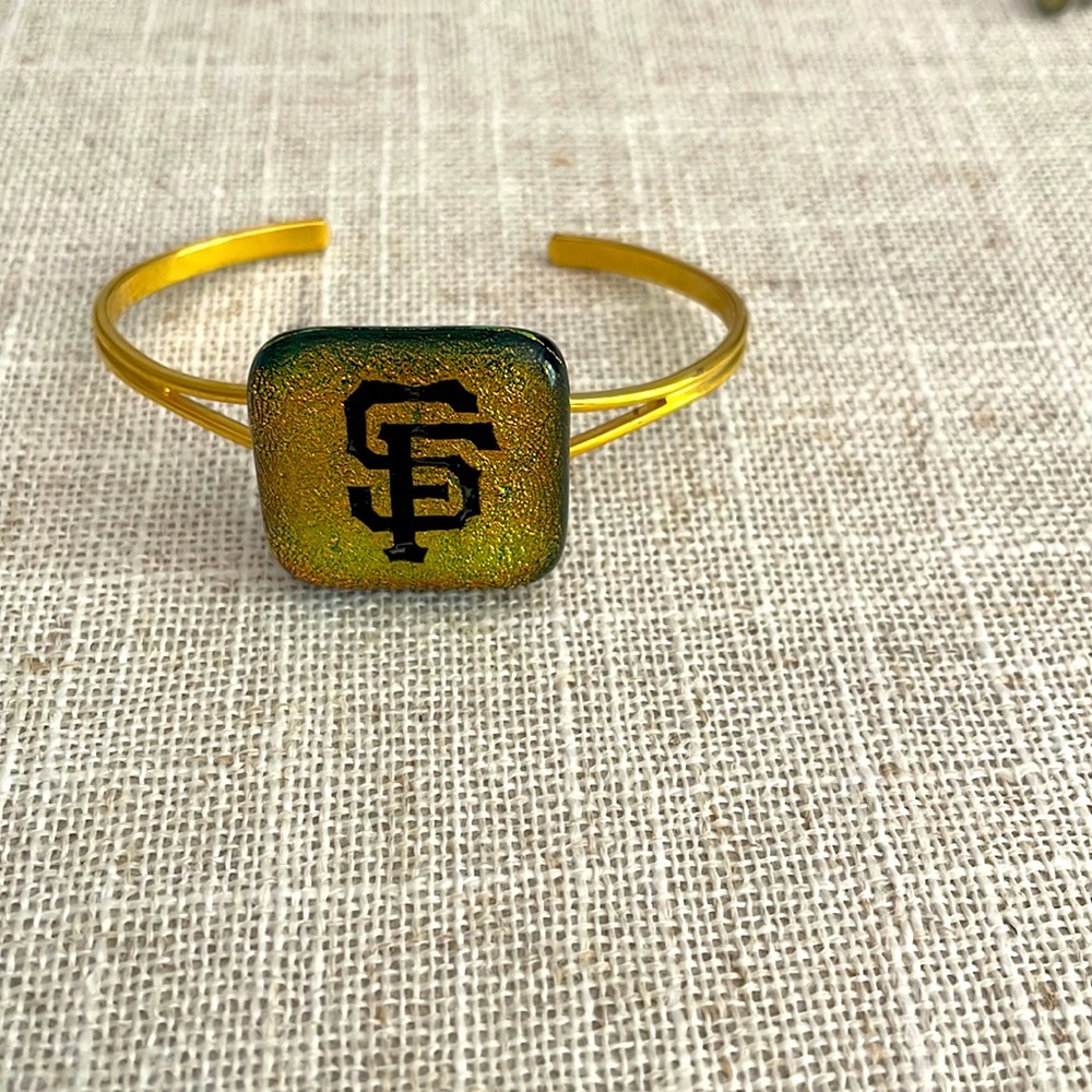 SF Giants baseball bracelet